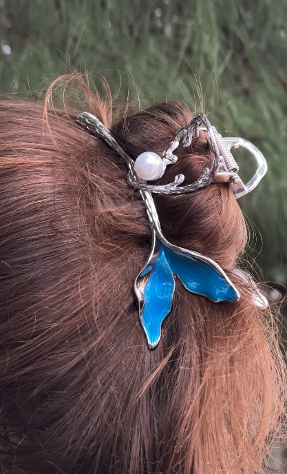 Elena Hair Clip 🧜‍♀️